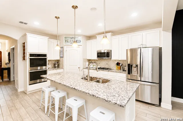 10249 BRICEWOOD PL San Antonio, TX 78254