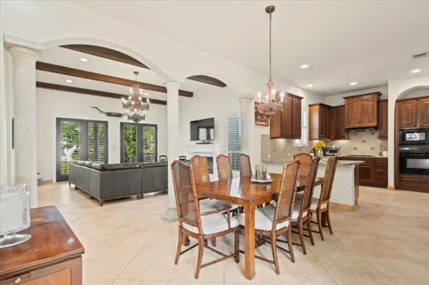 15200 Lariat Trail