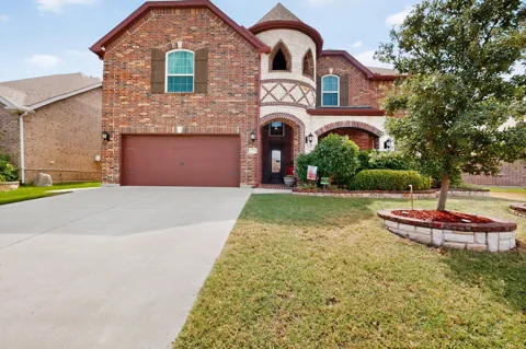7800 Alders Gate Lane