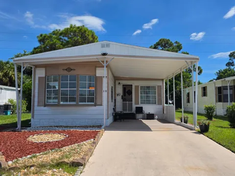 14 Arboles Lane