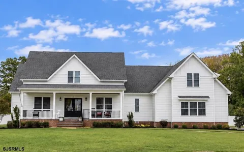 28 Queen Anne Ct