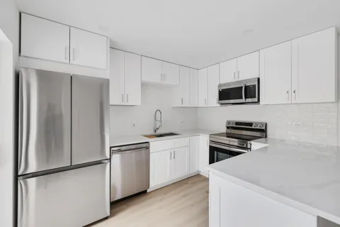 703 7th Terrace