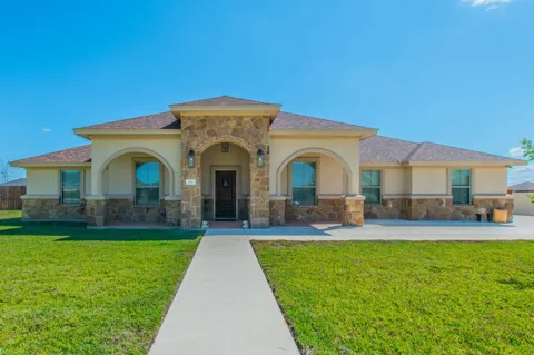 2410 SANDPIPER DRIVE