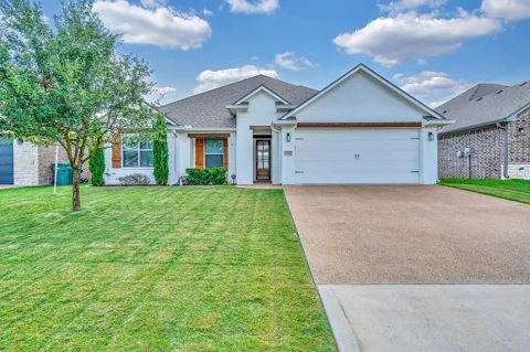 320 Daisy Lane