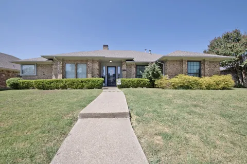 4709 Knollview Lane