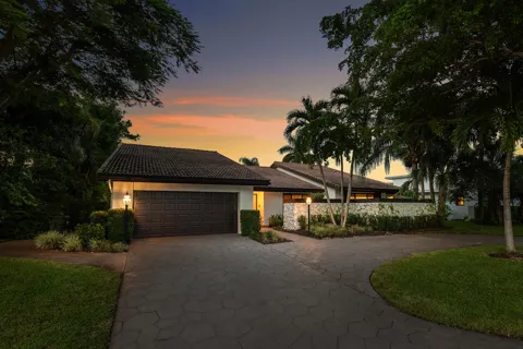 3527 Pine Lake Court
