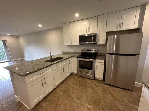 2109 SE 3rd Street #B
