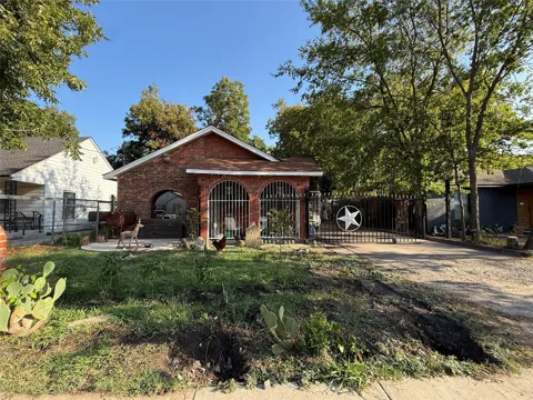 235 W Suffolk Avenue