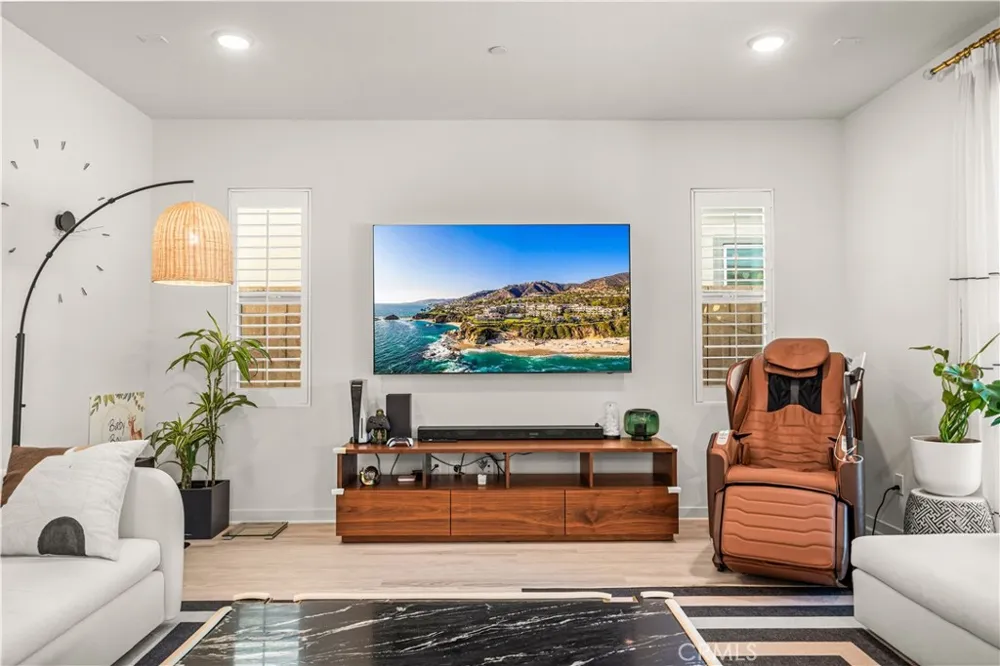 2531 E Violet Ontario, CA 91762