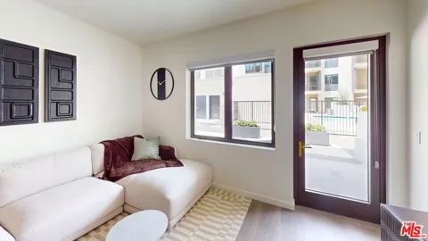 127 W Pomona Avenue #729