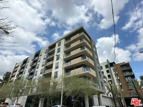 127 W Pomona Avenue #625