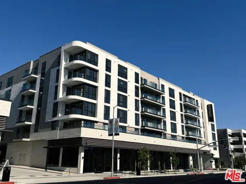 5420 W Sunset Boulevard #4252