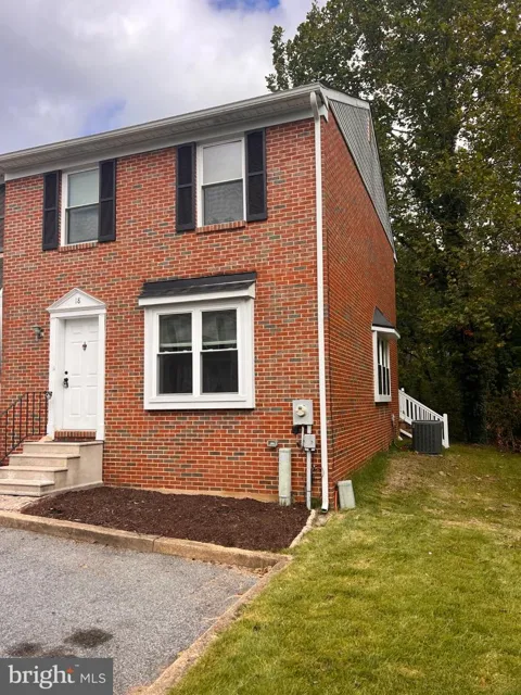 18 KRISTINA COURT
