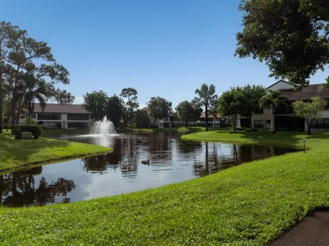 3284 Jog Park Drive