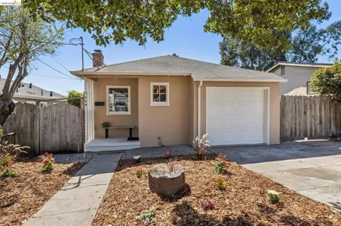 1339 Mariposa St