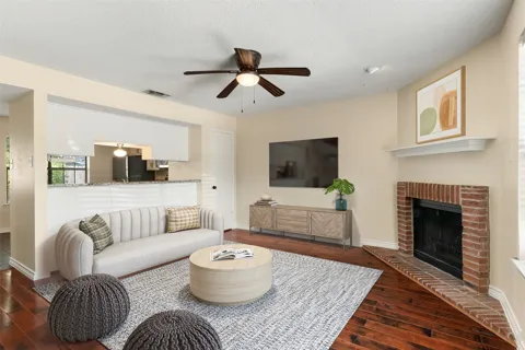 716 W Mulberry Street #1C