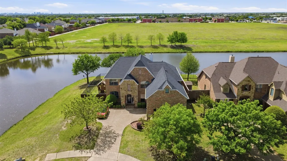 775 Burr Oak Drive Frisco, TX 75033
