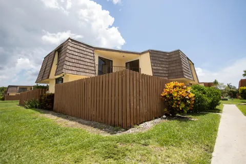 73 Springdale Circle
