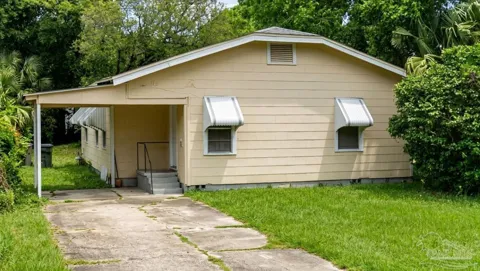 3424 W Brainerd St