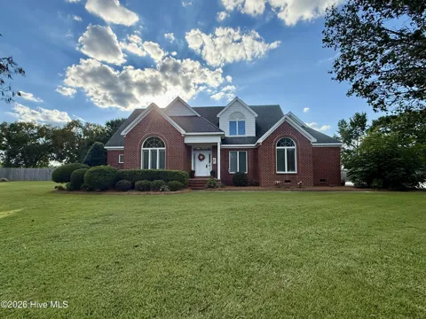 1090 Cedar Hill Drive
