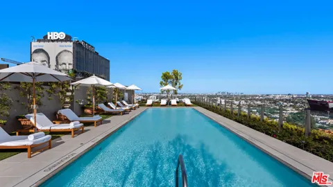 9040 W Sunset Boulevard #1004