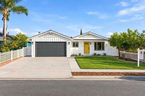 3288 Mount Wilson Drive
