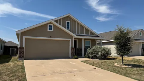 5204 Longshadow Drive