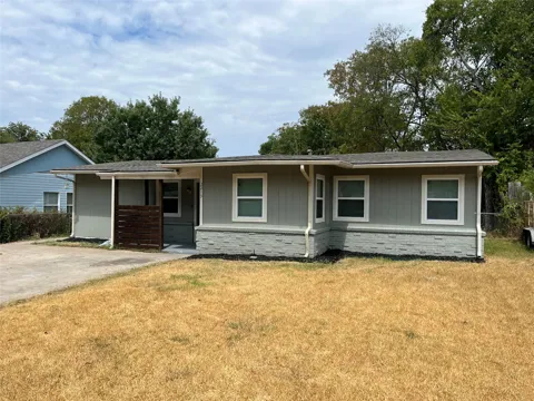 2213 Winthrop Drive