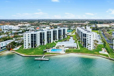 19800 Sandpointe Bay Drive S #208