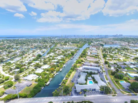 510 Prosperity Farms Road #7B