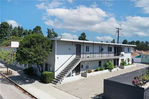 3046 Santa Fe Avenue