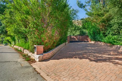 2311 Stonyvale