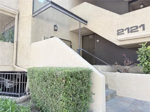 2121 Scott Road #104