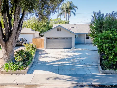 4926 Wilton Pl.