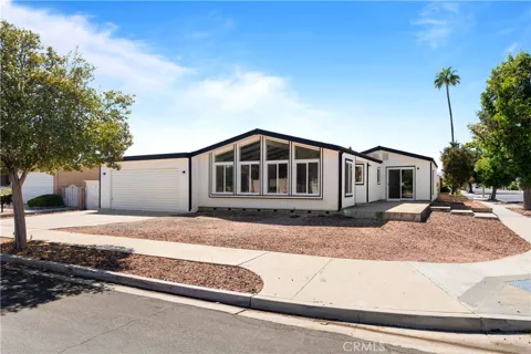 1207 Brentwood