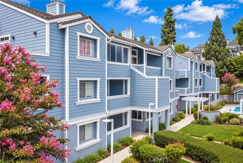 111 S Lakeview #i
