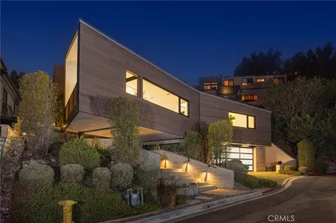 1414 Dunning Drive