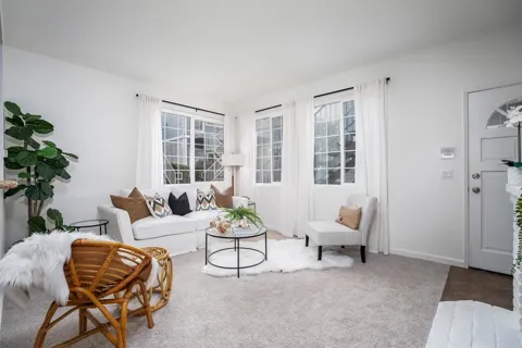4338 Montalvo 3