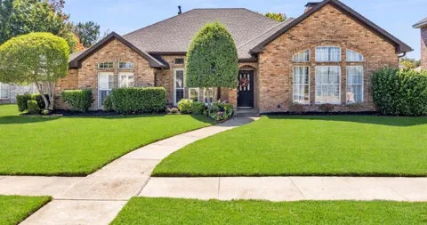 3214 Suzanne Drive