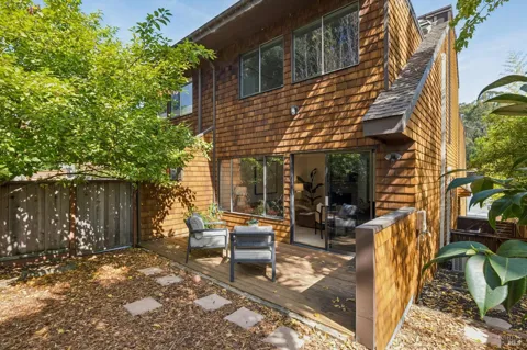 831 Sir Francis Drake Boulevard ##4