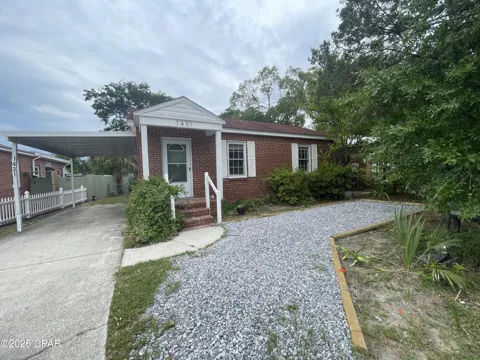 1431 W 11th Street
