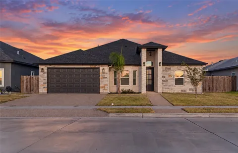 2626 Lannister Lane