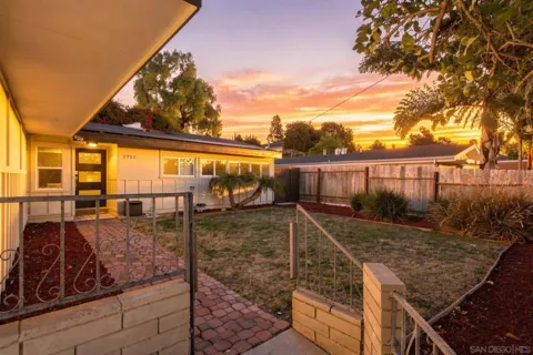 2755 Amulet Street