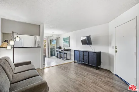 3600 Bagley Avenue #209