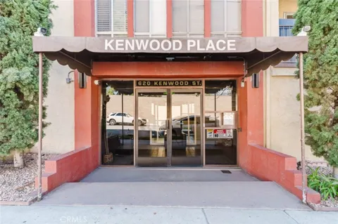 620 Kenwood Street #208
