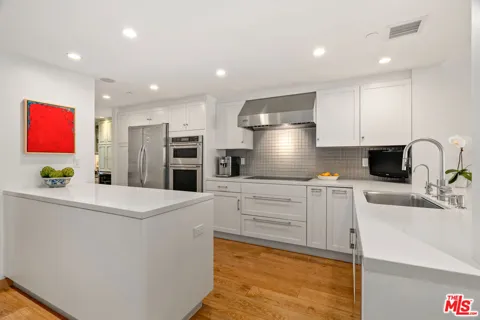 140 Ocean Park Boulevard #425