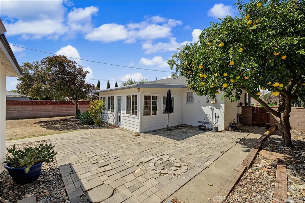 604 San Antonio Upland, CA 91786