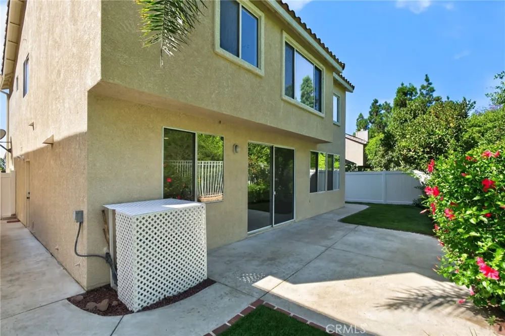 6031 E Hummingbird Court Orange, CA 92869