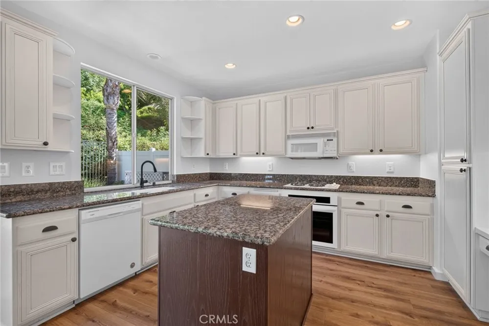 6031 E Hummingbird Court Orange, CA 92869