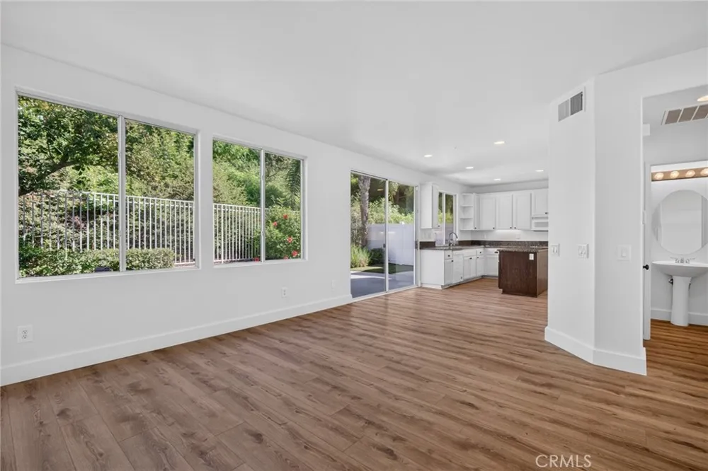 6031 E Hummingbird Court Orange, CA 92869